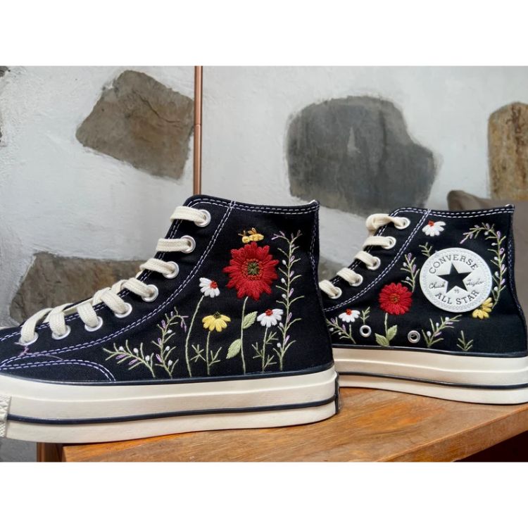 Red Rose Garden Converse, Vintage Embroidery Shoes Gift