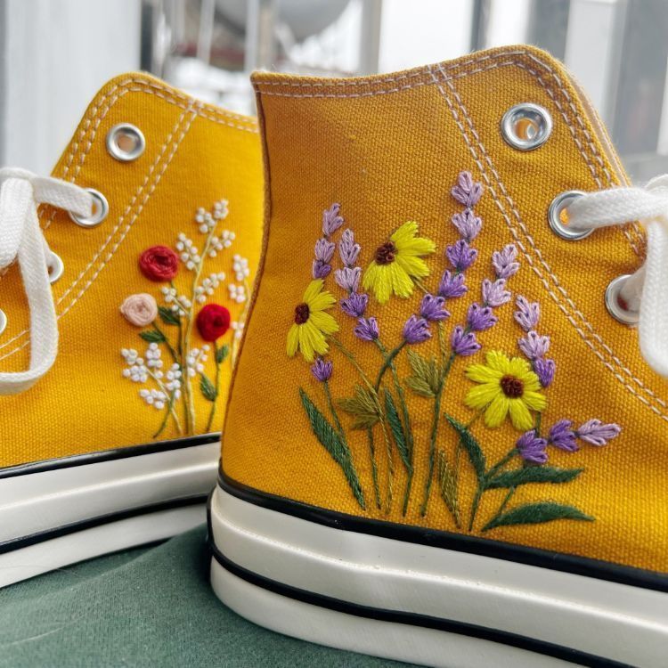 Embroidered Sweet Rose And Lavender Garden,Embroidered Sneakers