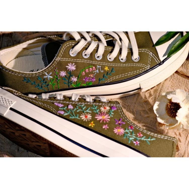 Converse embroidered shoes, Converse custom small flower