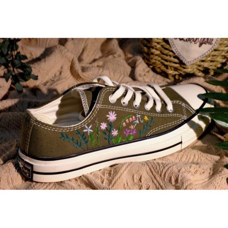 Converse embroidered shoes, Converse custom small flower