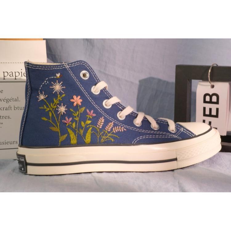 Converse embroidered shoes, Converse custom small flower