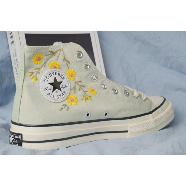 Converse embroidered shoes, Converse custom small flower