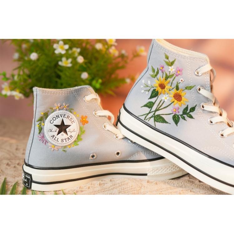 Converse  Personalized, Custom Embroidered Bees and sweet Flowers