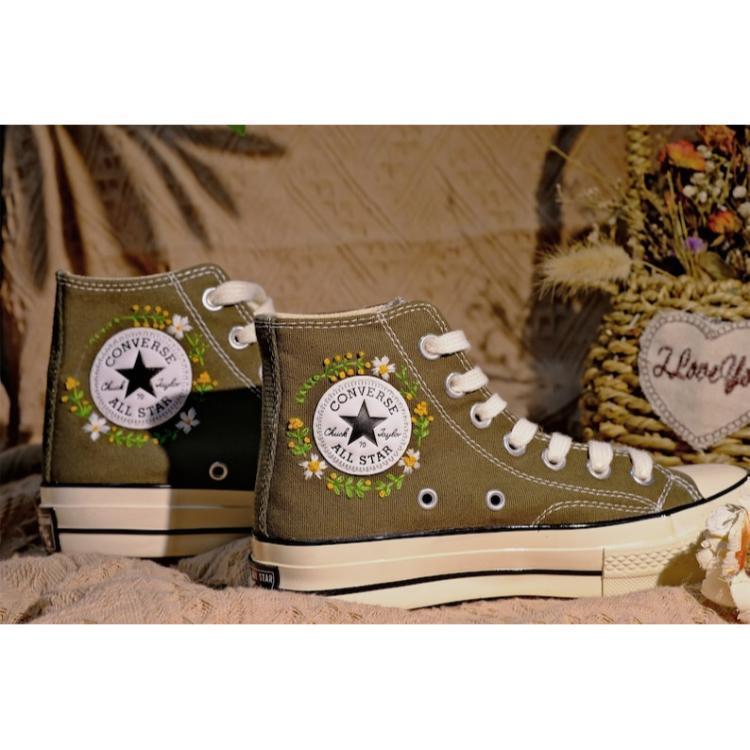 Converse embroidered shoes ,Converse custom small flower