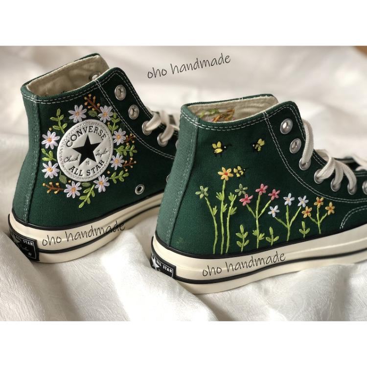 Custom embroidery , Converse Shoes,  flower embroidery , Unique gifts