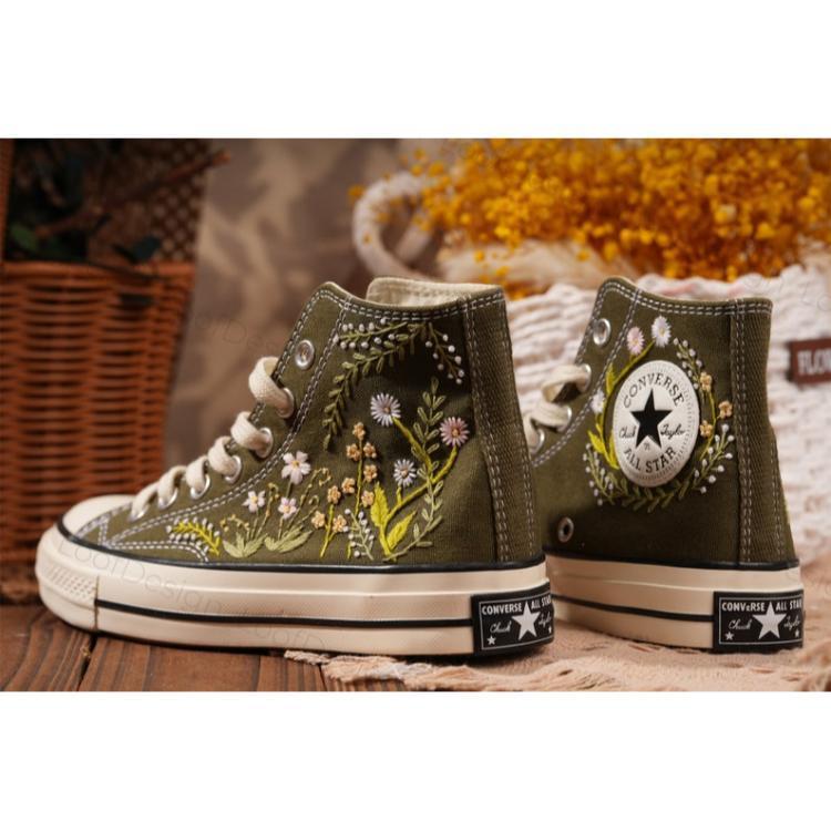 Converse embroidered shoes, Converse custom small flower