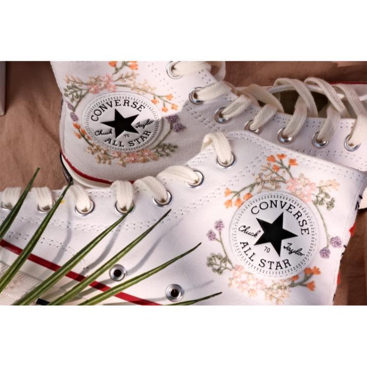 Converse embroidered shoes, small flower embroidery