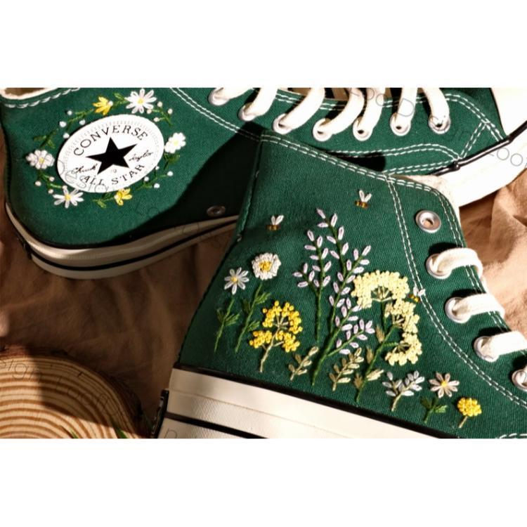 Converse embroidered shoes, small flower embroidery