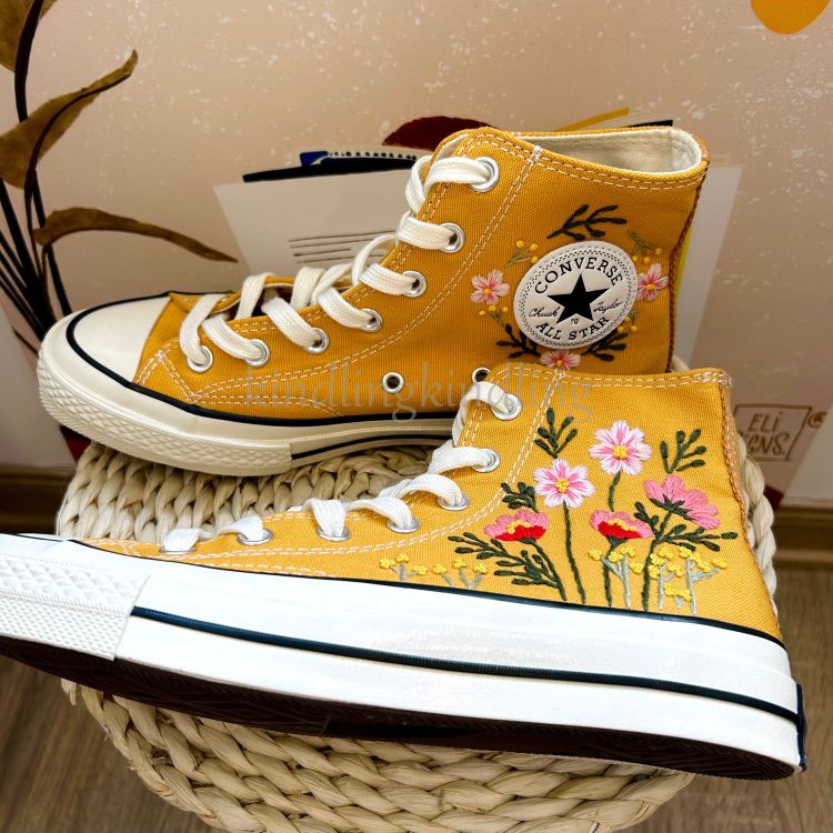 EmbroideredCanvas Shoes, Personalized Gifts, Converse  Sweet Rose