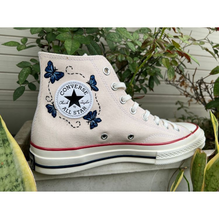 Butterfly Converse,Embroidered Blue Butterflies,Converse ,Custom Logo