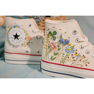 Converse  small flower embroidered shoes, custom wreath embroidery