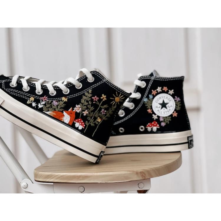 Custom Converse Pet, Embroidered Converse High Tops Fox