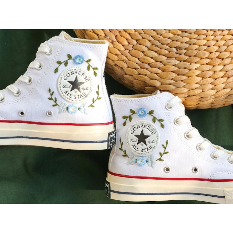 Converse Wedding Embroidered Blue Flowers, blue rose weddings