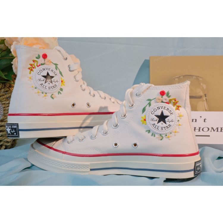 Converse  small flower embroidered shoes, custom wreath embroidery