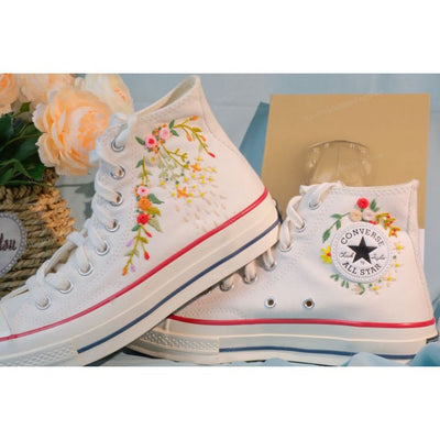 Converse  small flower embroidered shoes, custom wreath embroidery